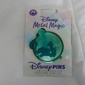 Disney Parks Metal Magic Princess Series Moana and Maui Limited Edition Pin NEW